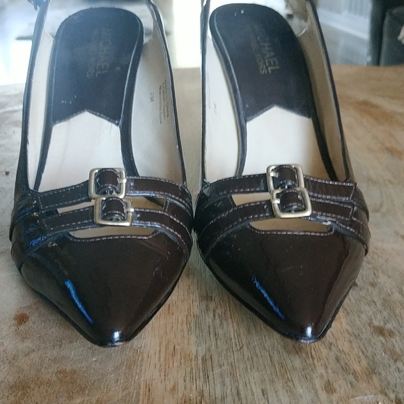 Michael kors brown patent sling backs sz7 exc cond - Picture 4 of 12
